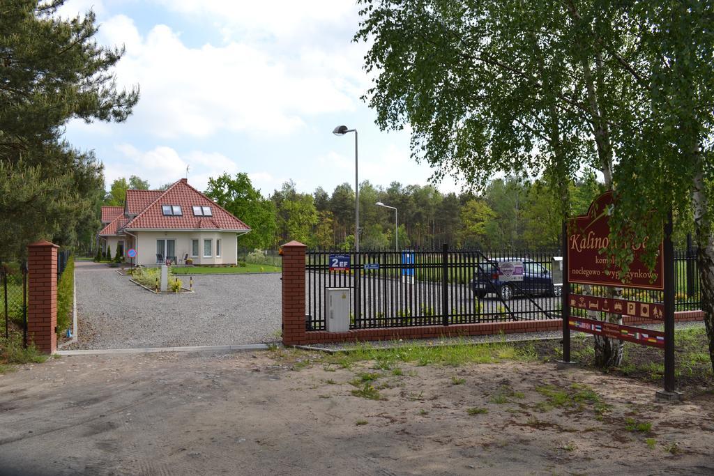 Kalinowy Sen Hotel Варшава Екстериор снимка