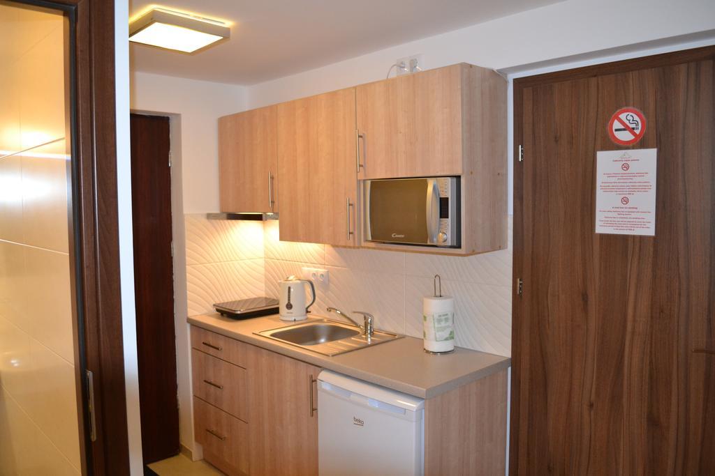 Kalinowy Sen Hotel Варшава Екстериор снимка