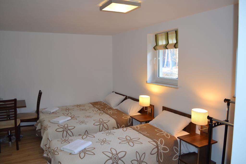 Kalinowy Sen Hotel Варшава Екстериор снимка
