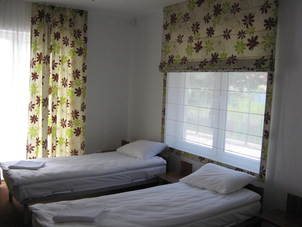 Kalinowy Sen Hotel Варшава Стая снимка